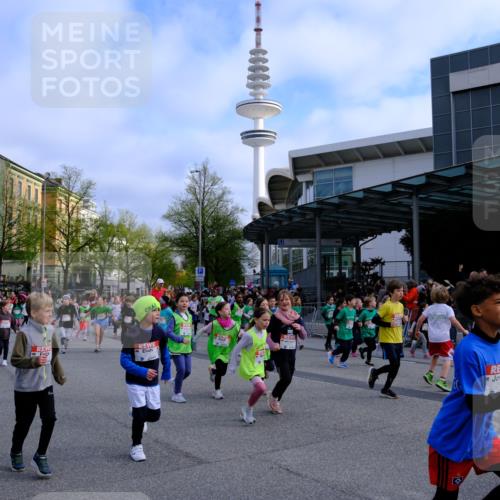 25.04.2026 - Das Zehntel Tim E. http://msf.ph/oto/9566763 25.04.2026 08:33:56 Ziel  meine-sportfotos.de