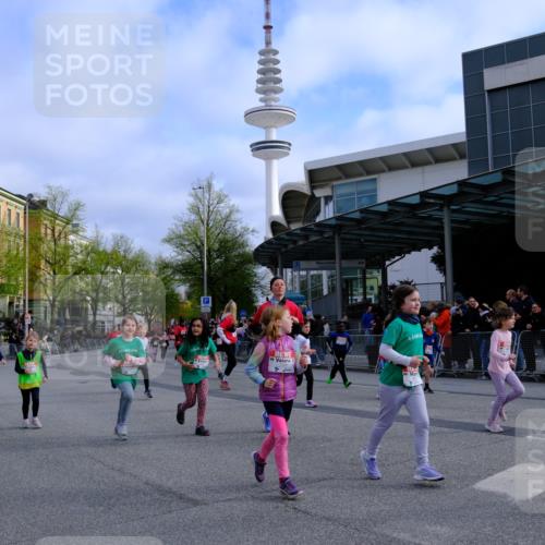 25.04.2026 - Das Zehntel Tim E. http://msf.ph/oto/9566786 25.04.2026 08:34:05 Ziel  meine-sportfotos.de