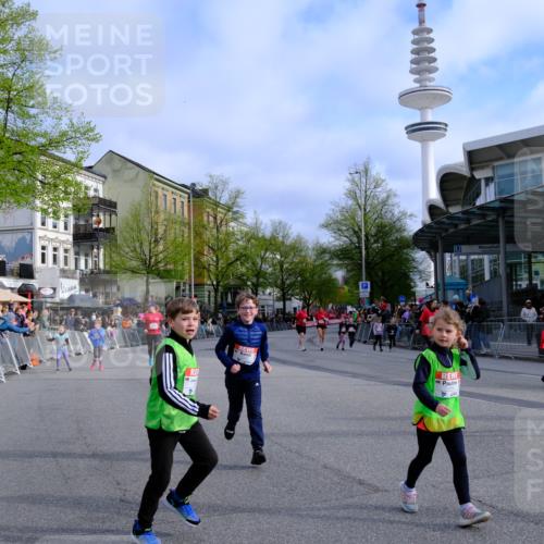 25.04.2026 - Das Zehntel Tim E. http://msf.ph/oto/9566793 25.04.2026 08:34:07 Ziel  meine-sportfotos.de