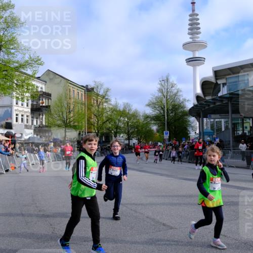25.04.2026 - Das Zehntel Tim E. http://msf.ph/oto/9566794 25.04.2026 08:34:08 Ziel  meine-sportfotos.de