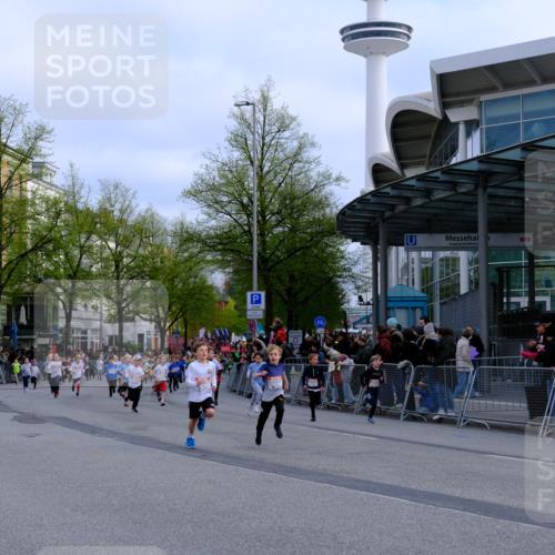 25.04.2026 - Das Zehntel Tim E. http://msf.ph/oto/9566802 25.04.2026 08:34:40 Ziel  meine-sportfotos.de