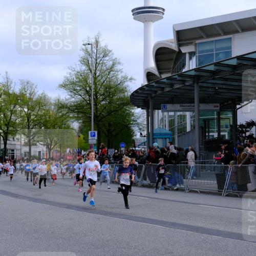 25.04.2026 - Das Zehntel Tim E. http://msf.ph/oto/9566806 25.04.2026 08:34:40 Ziel  meine-sportfotos.de