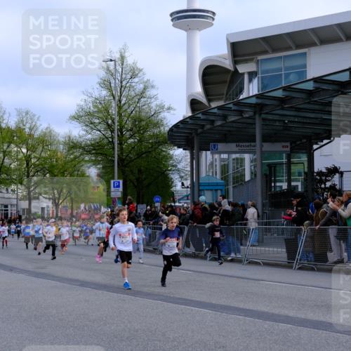 25.04.2026 - Das Zehntel Tim E. http://msf.ph/oto/9566807 25.04.2026 08:34:40 Ziel  meine-sportfotos.de