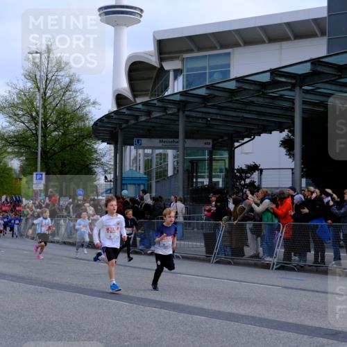 25.04.2026 - Das Zehntel Tim E. http://msf.ph/oto/9566812 25.04.2026 08:34:41 Ziel  meine-sportfotos.de