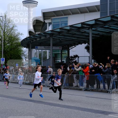 25.04.2026 - Das Zehntel Tim E. http://msf.ph/oto/9566814 25.04.2026 08:34:41 Ziel  meine-sportfotos.de