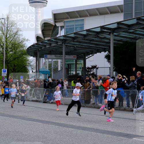 25.04.2026 - Das Zehntel Tim E. http://msf.ph/oto/9566825 25.04.2026 08:34:44 Ziel  meine-sportfotos.de