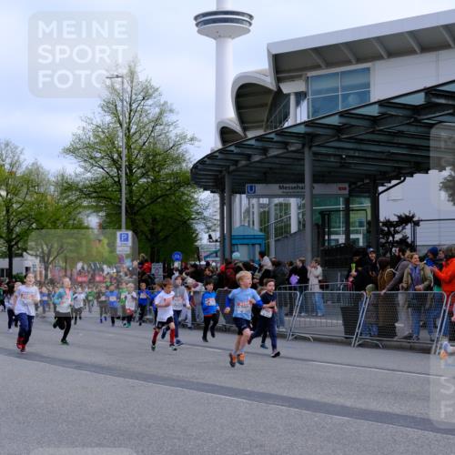 25.04.2026 - Das Zehntel Tim E. http://msf.ph/oto/9566829 25.04.2026 08:34:45 Ziel  meine-sportfotos.de