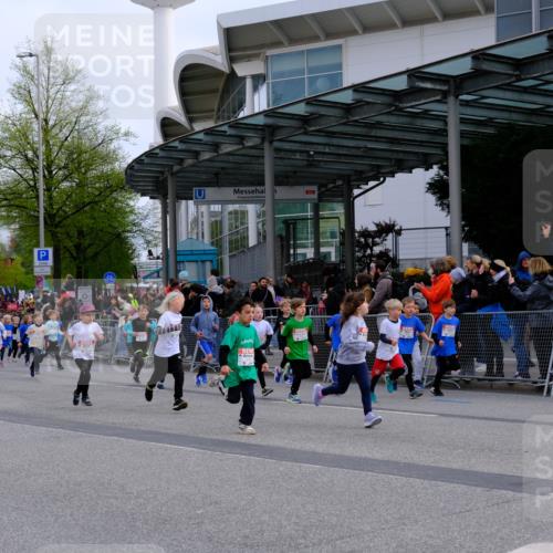 25.04.2026 - Das Zehntel Tim E. http://msf.ph/oto/9566836 25.04.2026 08:34:50 Ziel  meine-sportfotos.de