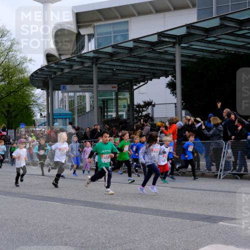 25.04.2026 - Das Zehntel Tim E. http://msf.ph/oto/9566838 25.04.2026 08:34:50 Ziel  meine-sportfotos.de