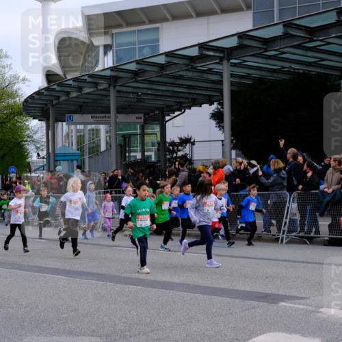 25.04.2026 - Das Zehntel Tim E. http://msf.ph/oto/9566839 25.04.2026 08:34:50 Ziel  meine-sportfotos.de