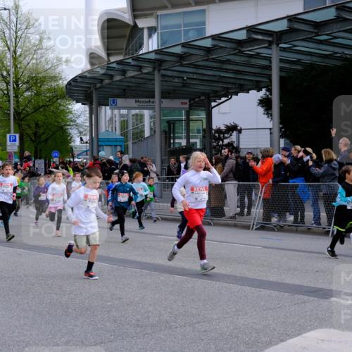 25.04.2026 - Das Zehntel Tim E. http://msf.ph/oto/9566846 25.04.2026 08:34:53 Ziel  meine-sportfotos.de