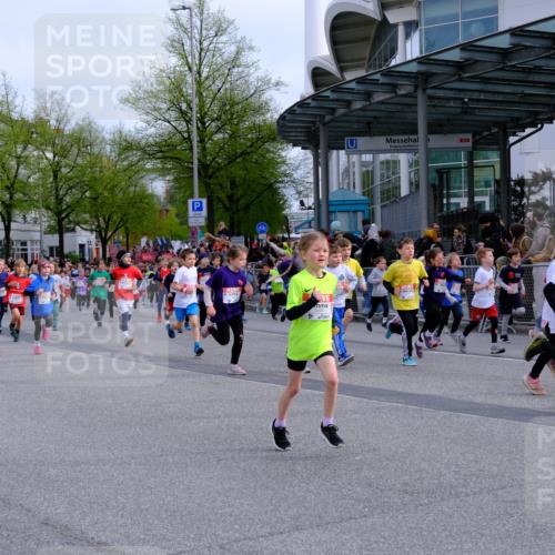 25.04.2026 - Das Zehntel Tim E. http://msf.ph/oto/9566853 25.04.2026 08:34:55 Ziel  meine-sportfotos.de