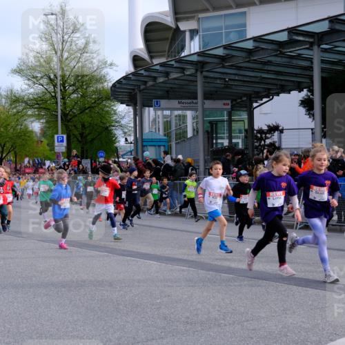 25.04.2026 - Das Zehntel Tim E. http://msf.ph/oto/9566861 25.04.2026 08:34:56 Ziel  meine-sportfotos.de