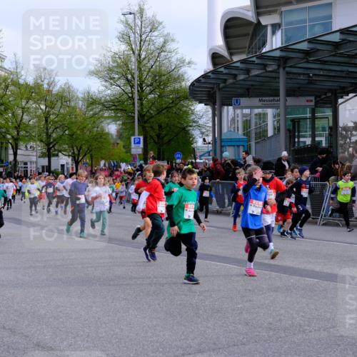 25.04.2026 - Das Zehntel Tim E. http://msf.ph/oto/9566866 25.04.2026 08:34:57 Ziel  meine-sportfotos.de