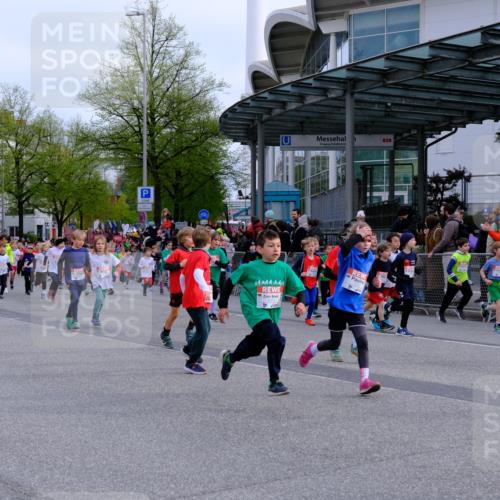 25.04.2026 - Das Zehntel Tim E. http://msf.ph/oto/9566868 25.04.2026 08:34:57 Ziel  meine-sportfotos.de