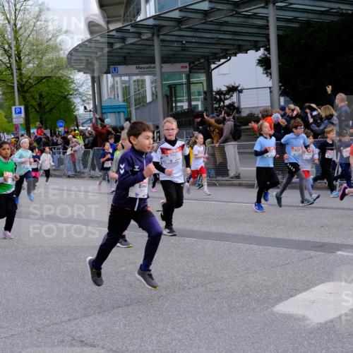 25.04.2026 - Das Zehntel Tim E. http://msf.ph/oto/9566886 25.04.2026 08:35:04 Ziel  meine-sportfotos.de
