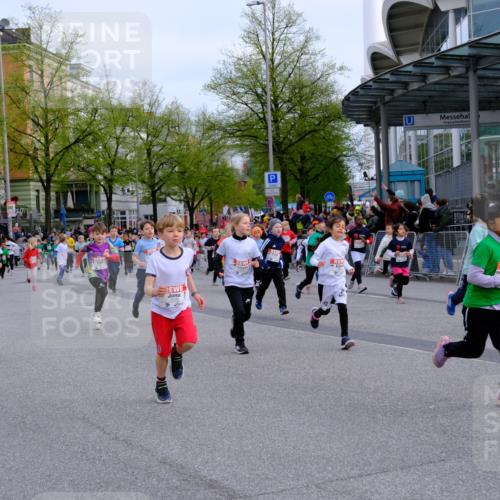 25.04.2026 - Das Zehntel Tim E. http://msf.ph/oto/9566889 25.04.2026 08:35:05 Ziel  meine-sportfotos.de