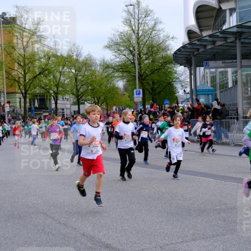 25.04.2026 - Das Zehntel Tim E. http://msf.ph/oto/9566890 25.04.2026 08:35:05 Ziel  meine-sportfotos.de