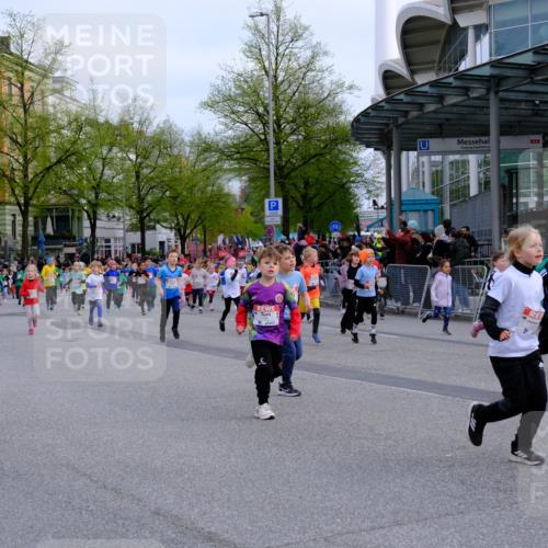 25.04.2026 - Das Zehntel Tim E. http://msf.ph/oto/9566894 25.04.2026 08:35:07 Ziel  meine-sportfotos.de