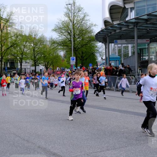 25.04.2026 - Das Zehntel Tim E. http://msf.ph/oto/9566895 25.04.2026 08:35:07 Ziel  meine-sportfotos.de