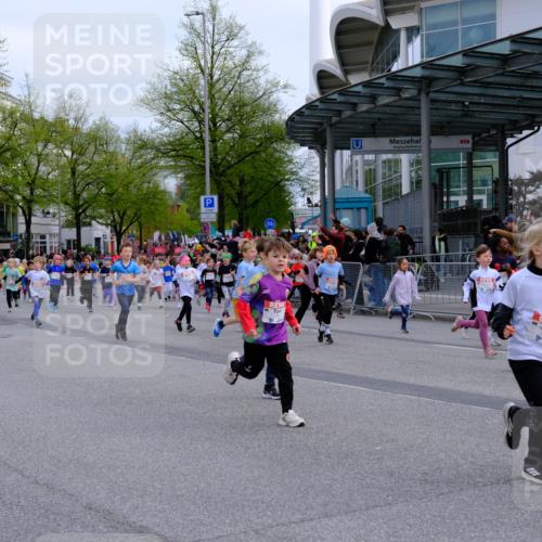 25.04.2026 - Das Zehntel Tim E. http://msf.ph/oto/9566897 25.04.2026 08:35:07 Ziel  meine-sportfotos.de