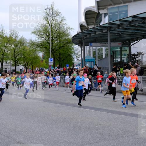 25.04.2026 - Das Zehntel Tim E. http://msf.ph/oto/9566901 25.04.2026 08:35:09 Ziel  meine-sportfotos.de