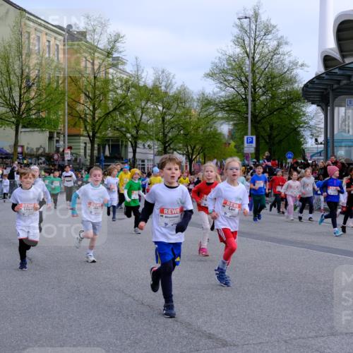 25.04.2026 - Das Zehntel Tim E. http://msf.ph/oto/9566907 25.04.2026 08:35:11 Ziel  meine-sportfotos.de