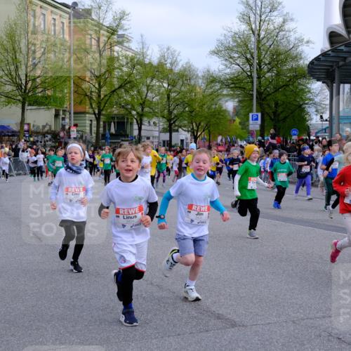25.04.2026 - Das Zehntel Tim E. http://msf.ph/oto/9566913 25.04.2026 08:35:12 Ziel  meine-sportfotos.de