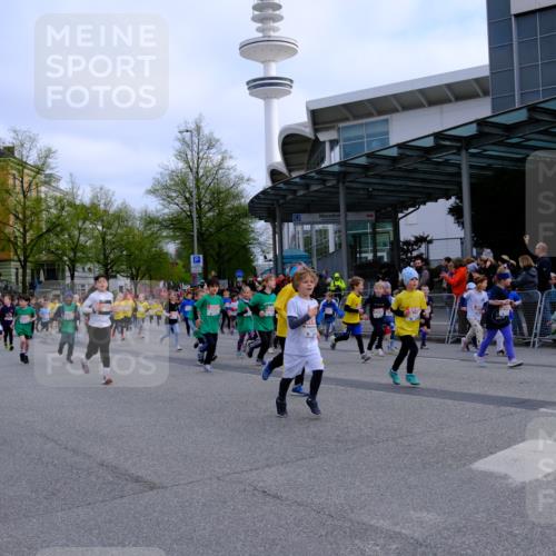 25.04.2026 - Das Zehntel Tim E. http://msf.ph/oto/9566919 25.04.2026 08:35:16 Ziel  meine-sportfotos.de