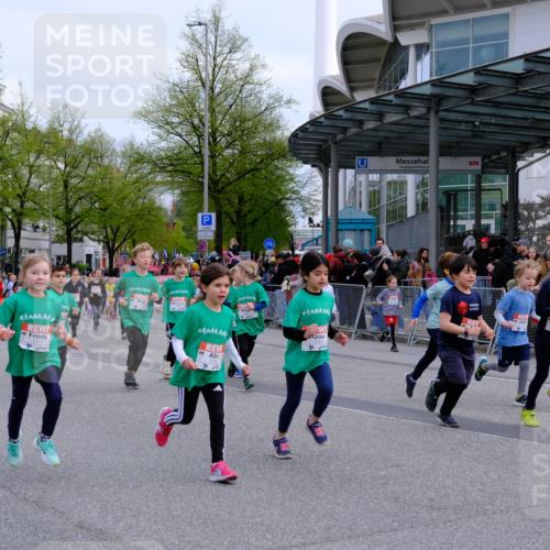 25.04.2026 - Das Zehntel Tim E. http://msf.ph/oto/9566953 25.04.2026 08:35:27 Ziel  meine-sportfotos.de