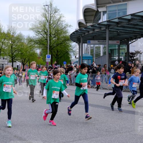 25.04.2026 - Das Zehntel Tim E. http://msf.ph/oto/9566954 25.04.2026 08:35:27 Ziel  meine-sportfotos.de