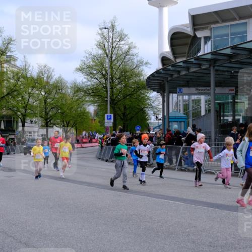 25.04.2026 - Das Zehntel Tim E. http://msf.ph/oto/9566974 25.04.2026 08:35:42 Ziel  meine-sportfotos.de