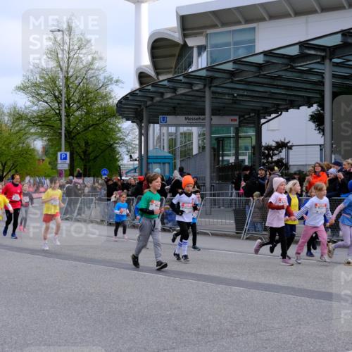 25.04.2026 - Das Zehntel Tim E. http://msf.ph/oto/9566979 25.04.2026 08:35:43 Ziel  meine-sportfotos.de
