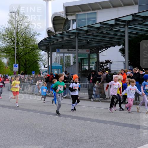 25.04.2026 - Das Zehntel Tim E. http://msf.ph/oto/9566981 25.04.2026 08:35:43 Ziel  meine-sportfotos.de
