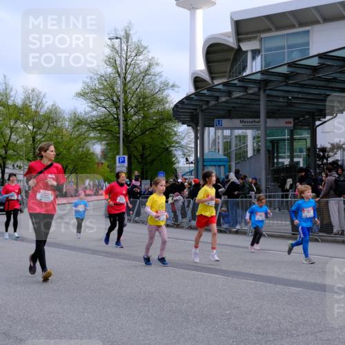 25.04.2026 - Das Zehntel Tim E. http://msf.ph/oto/9566983 25.04.2026 08:35:45 Ziel  meine-sportfotos.de