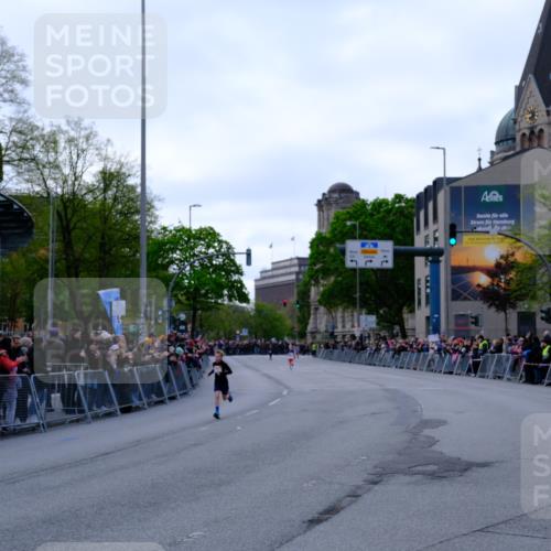 25.04.2026 - Das Zehntel Tim E. http://msf.ph/oto/9566998 25.04.2026 08:45:49 Ziel 4067 meine-sportfotos.de