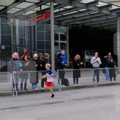 25.04.2026 - Das Zehntel Tim E. http://msf.ph/oto/9567020 25.04.2026 08:46:03 Ziel 4017 meine-sportfotos.de