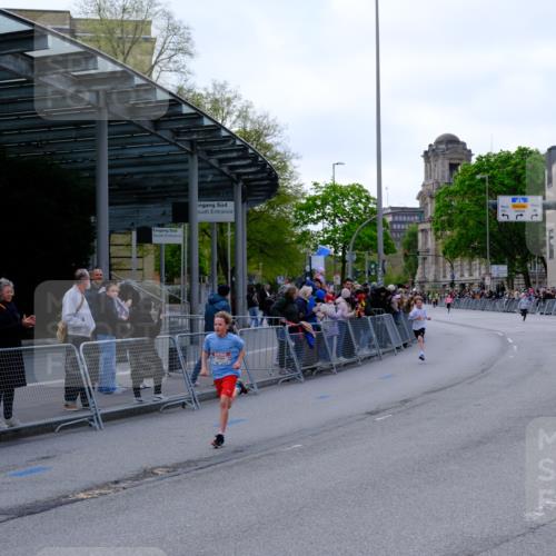25.04.2026 - Das Zehntel Tim E. http://msf.ph/oto/9567038 25.04.2026 08:46:14 Ziel 1221, 2328, 3081, 3582 meine-sportfotos.de