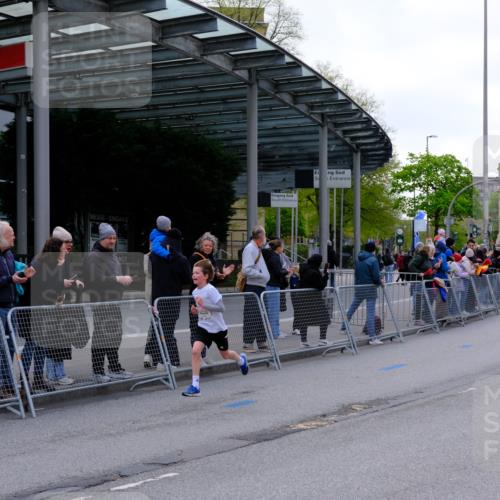 25.04.2026 - Das Zehntel Tim E. http://msf.ph/oto/9567040 25.04.2026 08:46:18 Ziel 1221, 3081, 3582 meine-sportfotos.de