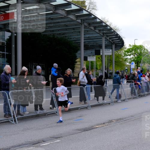 25.04.2026 - Das Zehntel Tim E. http://msf.ph/oto/9567041 25.04.2026 08:46:18 Ziel 1221, 3081, 3582 meine-sportfotos.de