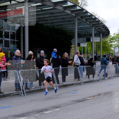 25.04.2026 - Das Zehntel Tim E. http://msf.ph/oto/9567043 25.04.2026 08:46:18 Ziel 1221, 3081, 3582 meine-sportfotos.de