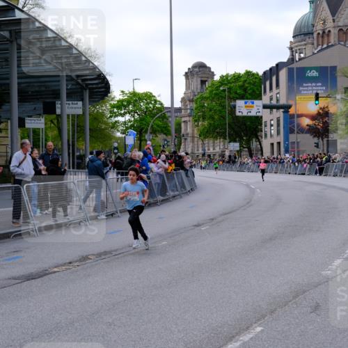 25.04.2026 - Das Zehntel Tim E. http://msf.ph/oto/9567044 25.04.2026 08:46:24 Ziel 2043, 3582 meine-sportfotos.de