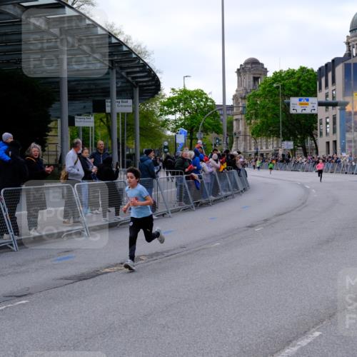 25.04.2026 - Das Zehntel Tim E. http://msf.ph/oto/9567048 25.04.2026 08:46:25 Ziel 2043, 3582 meine-sportfotos.de