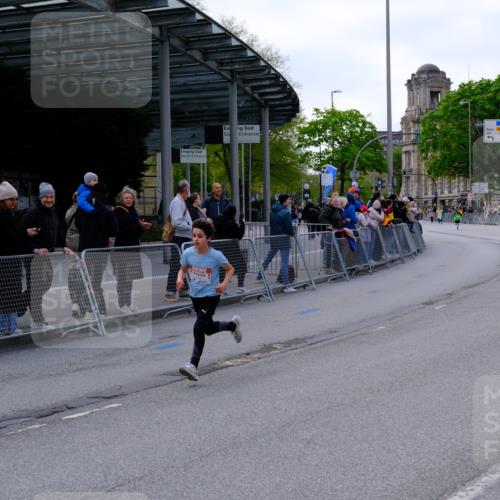 25.04.2026 - Das Zehntel Tim E. http://msf.ph/oto/9567051 25.04.2026 08:46:25 Ziel 2043, 3582 meine-sportfotos.de
