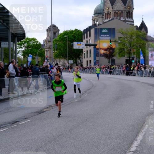 25.04.2026 - Das Zehntel Tim E. http://msf.ph/oto/9567062 25.04.2026 08:46:40 Ziel 3188, 3339, 3997 meine-sportfotos.de