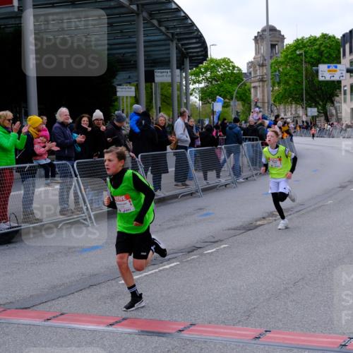 25.04.2026 - Das Zehntel Tim E. http://msf.ph/oto/9567067 25.04.2026 08:46:41 Ziel 3188, 3339, 3997 meine-sportfotos.de