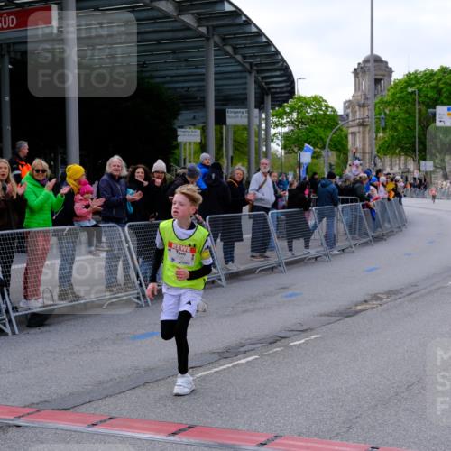 25.04.2026 - Das Zehntel Tim E. http://msf.ph/oto/9567072 25.04.2026 08:46:42 Ziel 3188, 3232, 3339 meine-sportfotos.de