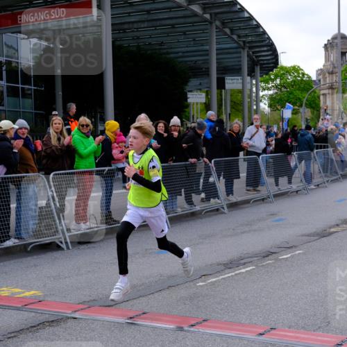 25.04.2026 - Das Zehntel Tim E. http://msf.ph/oto/9567074 25.04.2026 08:46:42 Ziel 3188, 3232, 3339 meine-sportfotos.de