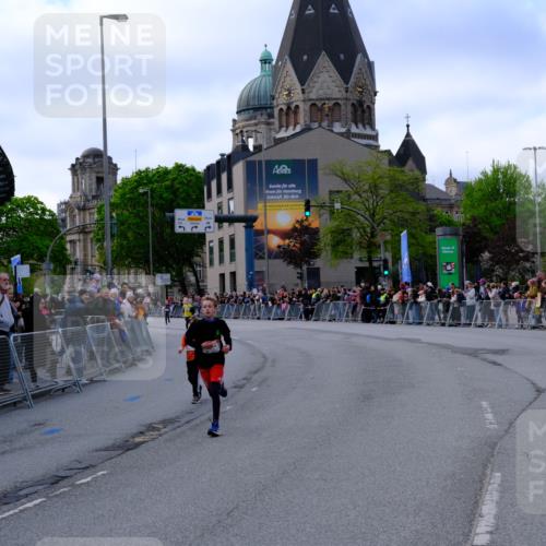 25.04.2026 - Das Zehntel Tim E. http://msf.ph/oto/9567085 25.04.2026 08:46:59 Ziel 1726 meine-sportfotos.de