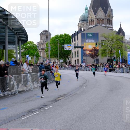 25.04.2026 - Das Zehntel Tim E. http://msf.ph/oto/9567091 25.04.2026 08:47:08 Ziel 1324, 1851, 1999, 2160, 2798, 2958 meine-sportfotos.de